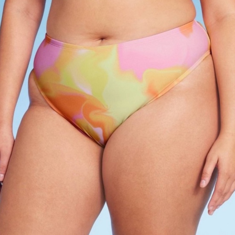 Plus Size High Leg Cheeky Bikini Bottom - Picture 3 of 4